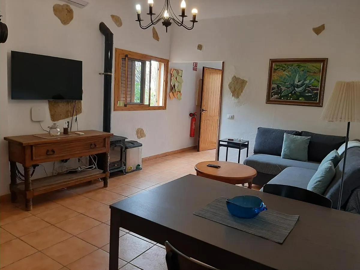 Peaceful House Set On A Vineyard & Work Friendly Villa Valsequillo de Gran Canaria Spain